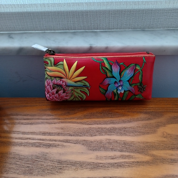 Cosmetics case - Picture 3 of 3